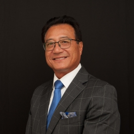 board-certified plastic surgeon Dr. Paul Kim